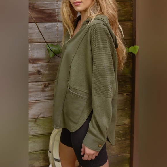 Olive Exposed Seam Pullover $40
S and Large left! 
One of my FAVS🍁 - Picture 2 of 3